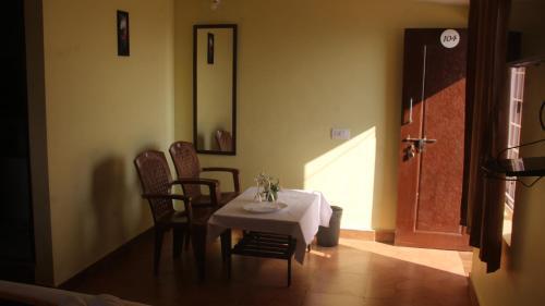 Мадикери: kollanoor guest house