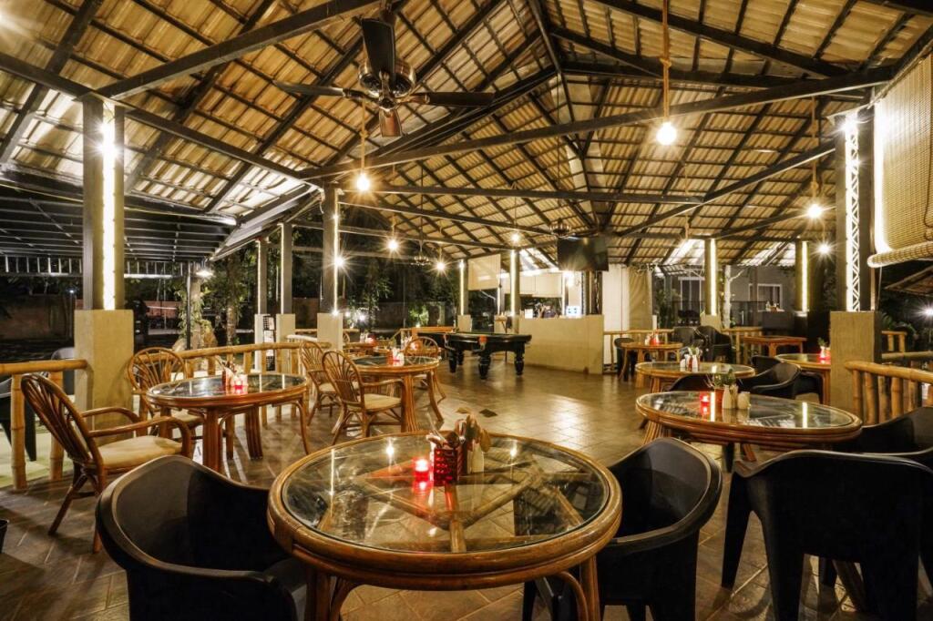 Султан-Батери: Kuruva Island Resort And Spa - By KABINI BREEZE, Wayanad
