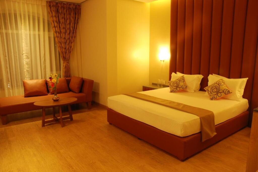 Сатара: Hotel Rajtara