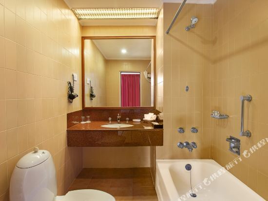 Шимла: Clarkes hotel, A grand heritage hotel since 1898