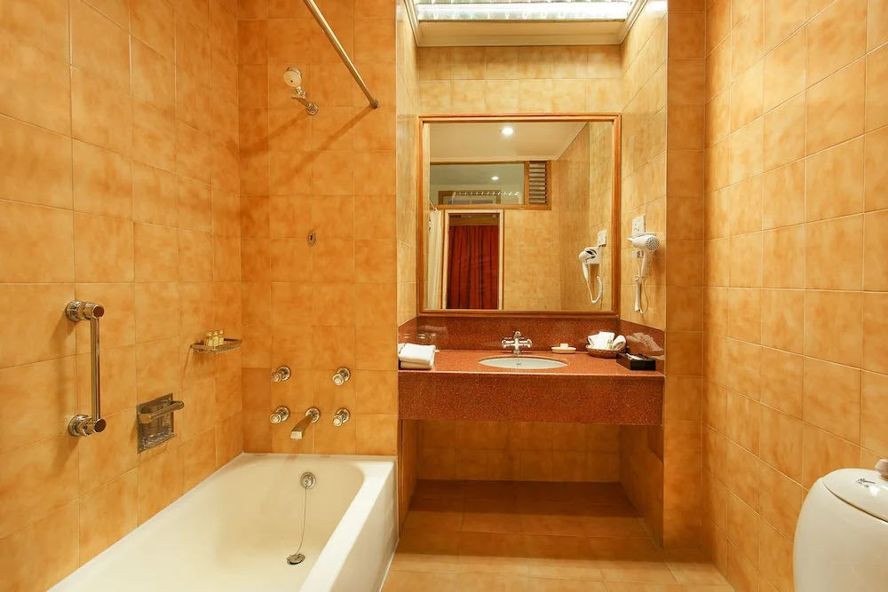 Шимла: Clarkes hotel, A grand heritage hotel since 1898