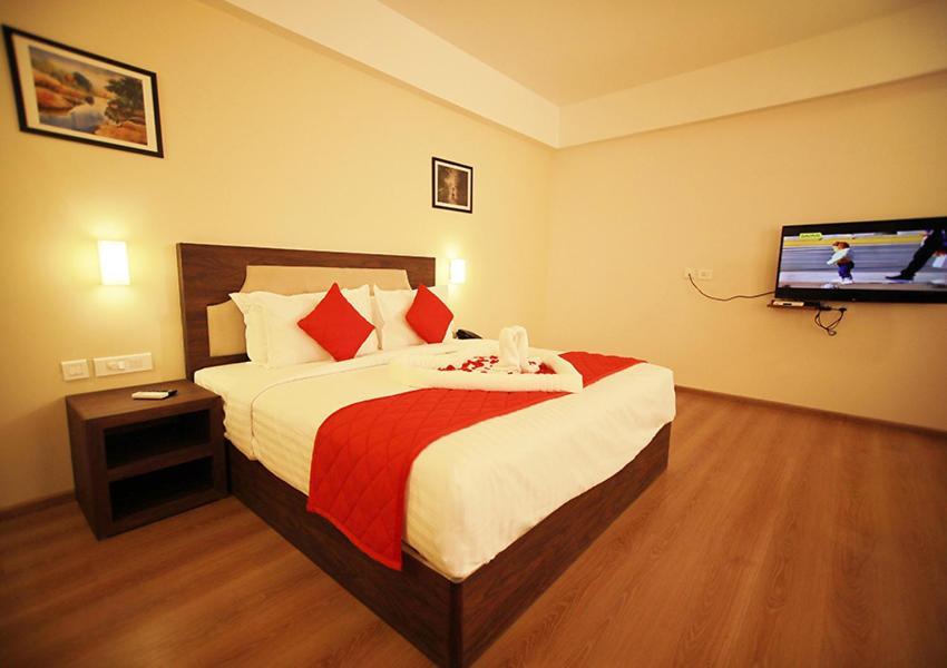Эрамаллур: Hotel Abaam Chelsea