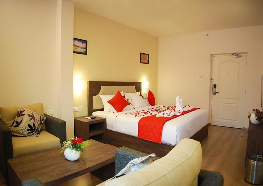 Эрамаллур: Hotel Abaam Chelsea