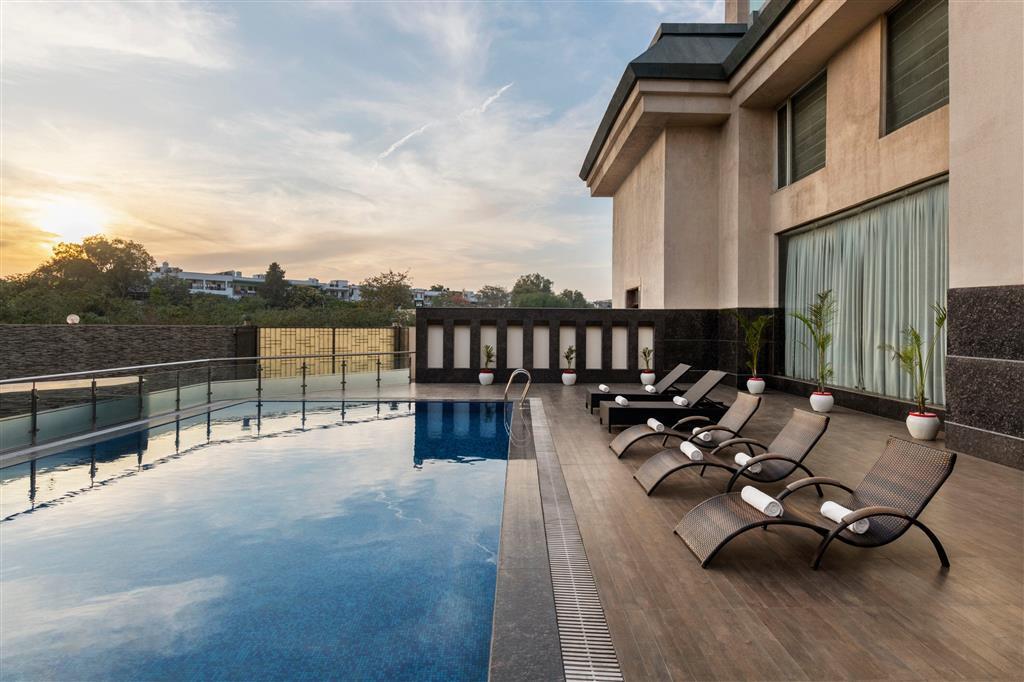 Большая Нойда: Ramada by Wyndham New Delhi Pitampura