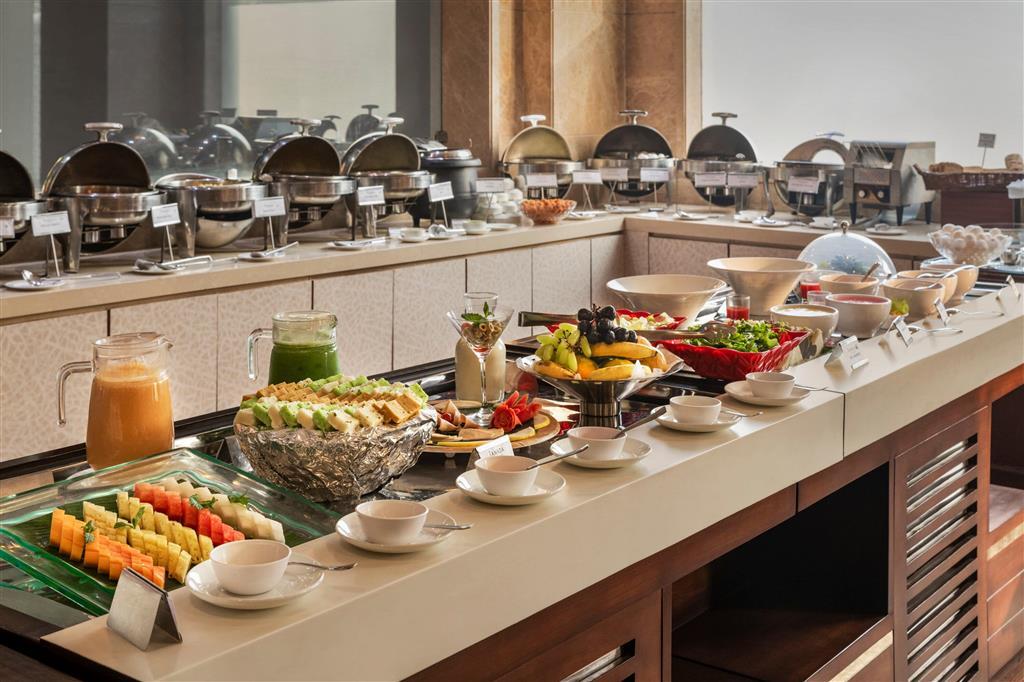 Большая Нойда: Ramada by Wyndham New Delhi Pitampura