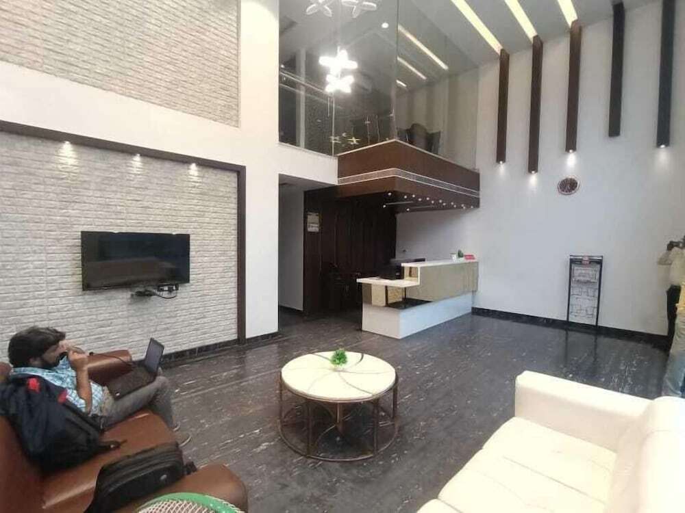 Майсур: Yuvraj Palace Inn