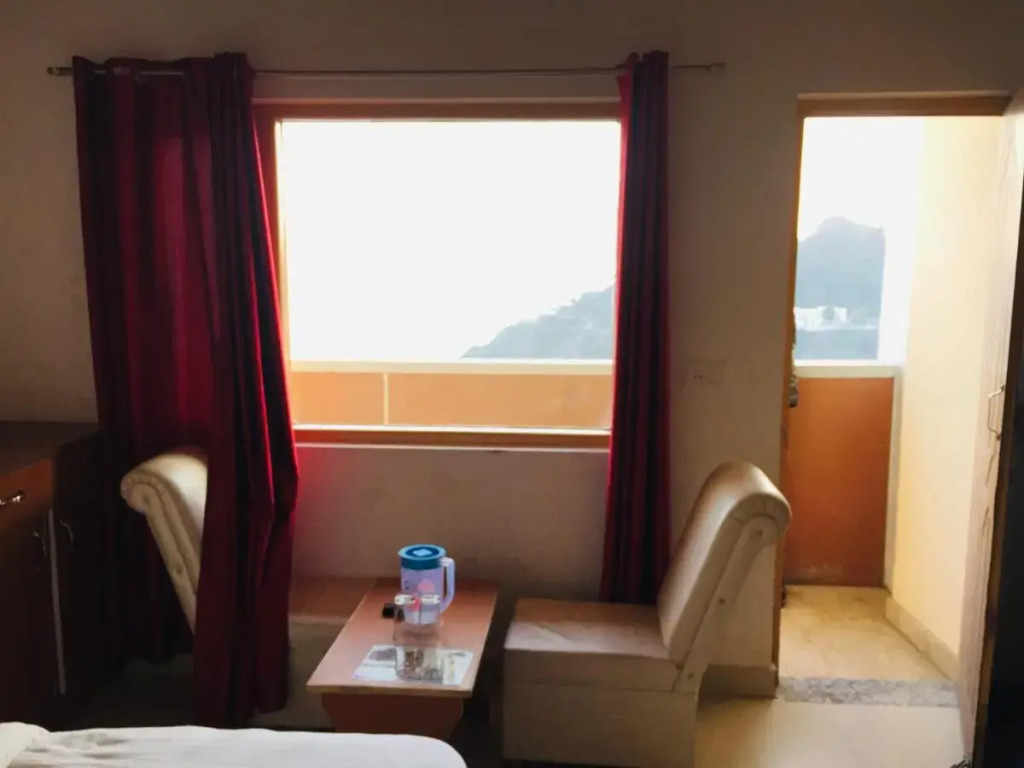 Массури: Hotel Atithi