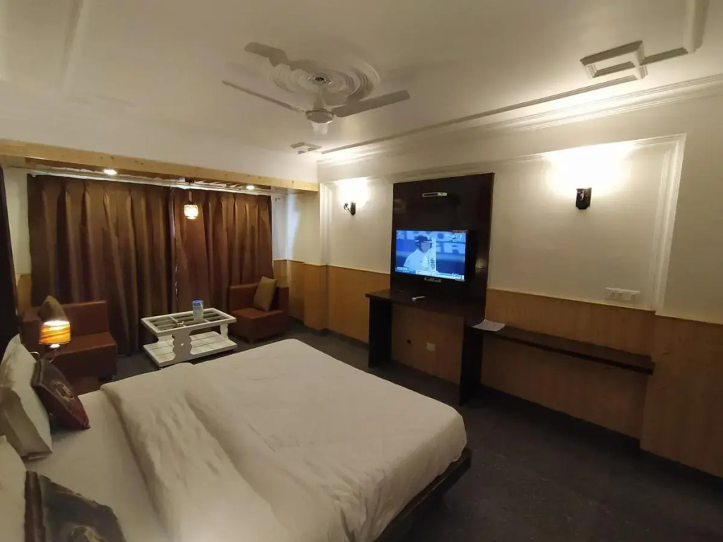 Массури: Hotel Atithi