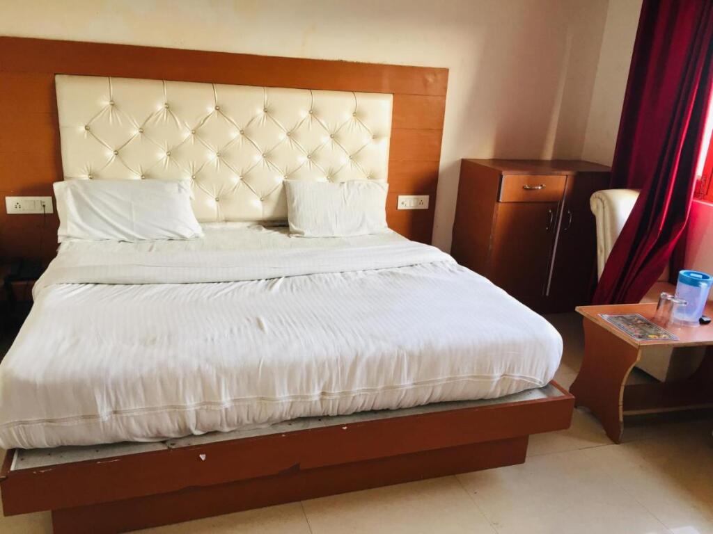 Массури: Hotel Atithi