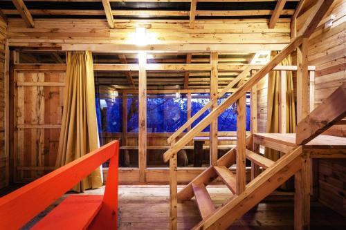 Куфри: Suro Treehouse Resort
