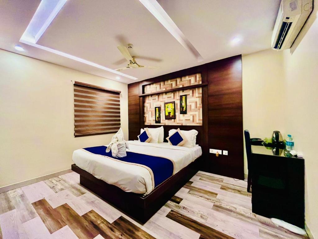 Шамшабад: Hotel SM Deccan Park