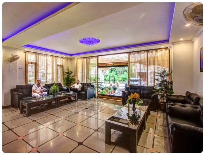 Манали: Hotel Aakash Regency
