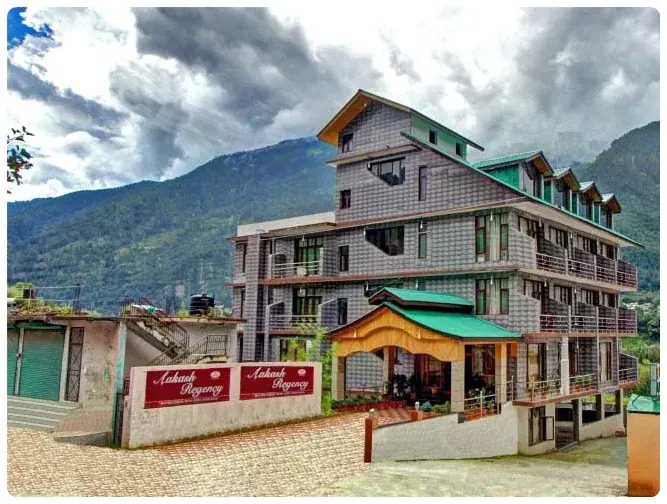 Манали: Hotel Aakash Regency