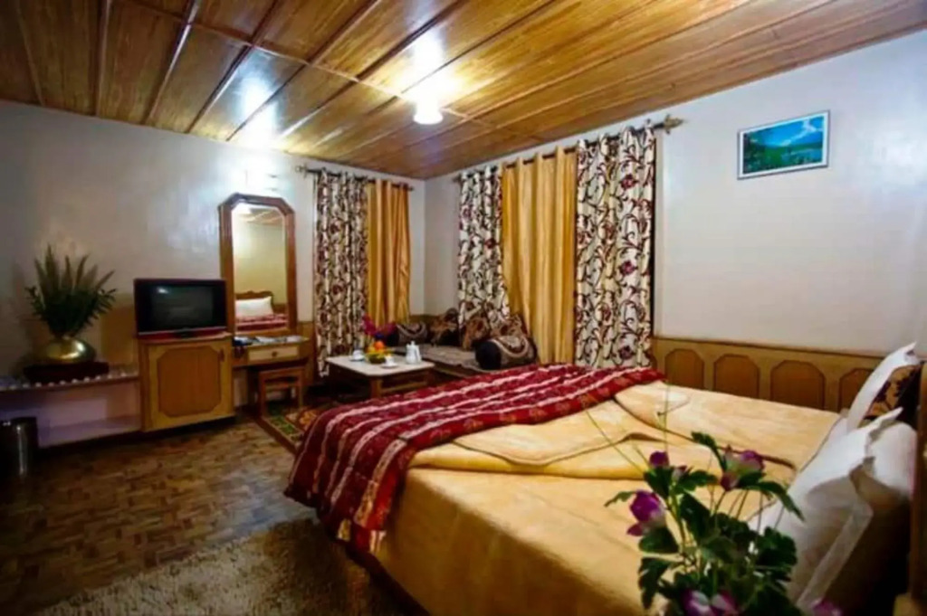 Манали: Hotel New River West Manali