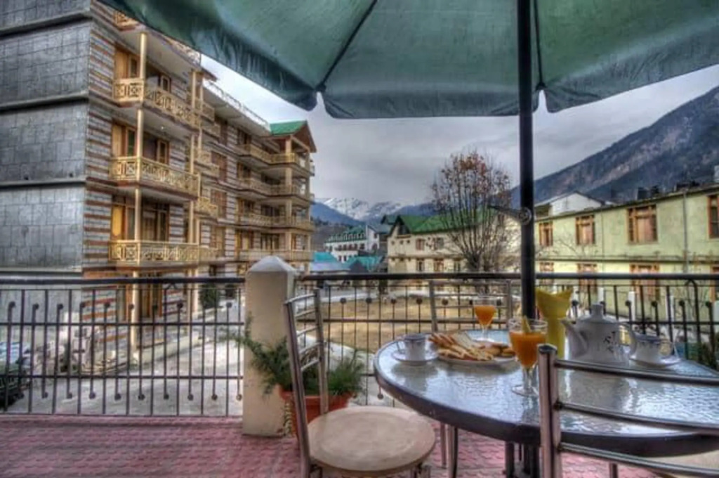 Манали: Hotel New River West Manali