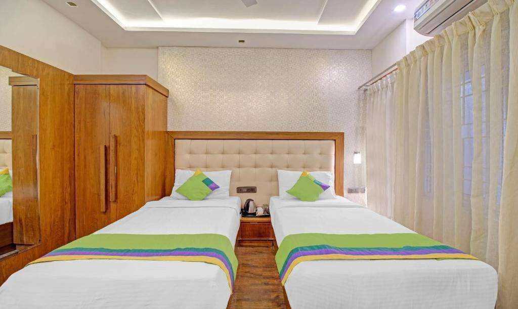 Бангалор: Treebo White Inn