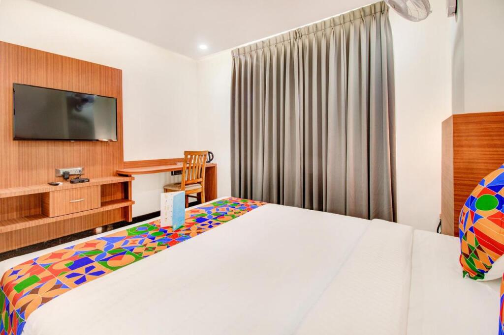 Бангалор: Fabhotel The Royal Suites