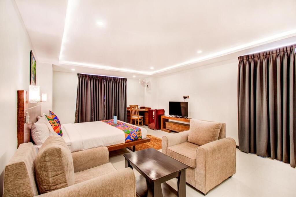 Бангалор: Fabhotel The Royal Suites