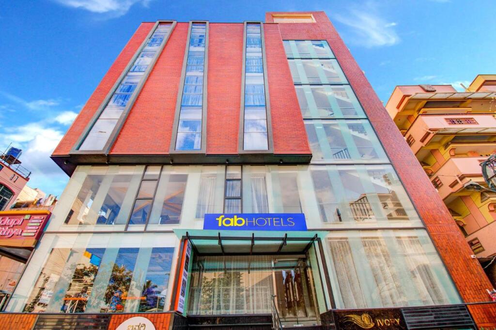 Бангалор: Fabhotel The Royal Suites