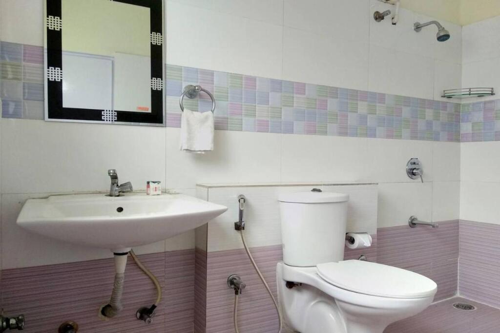 Бангалор: Fabhotel Shreyas Inn