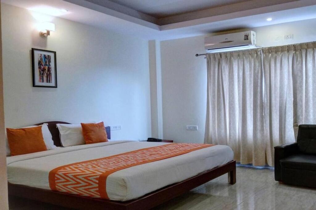 Бангалор: Fabhotel Shreyas Inn