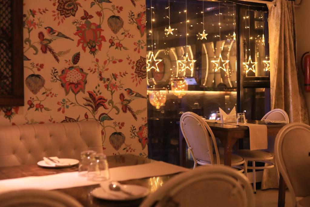 Мумбаи: Hotel Samraj