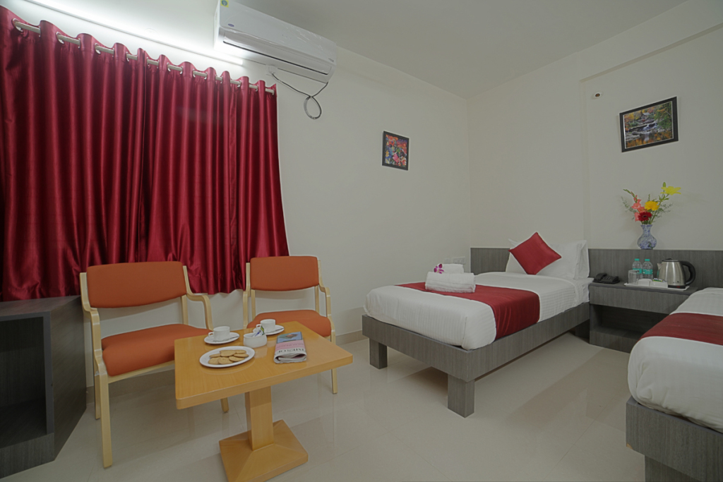 Бангалор: SM Royal Suites Transit Hotel near Kempegowda international Airport Bangalore