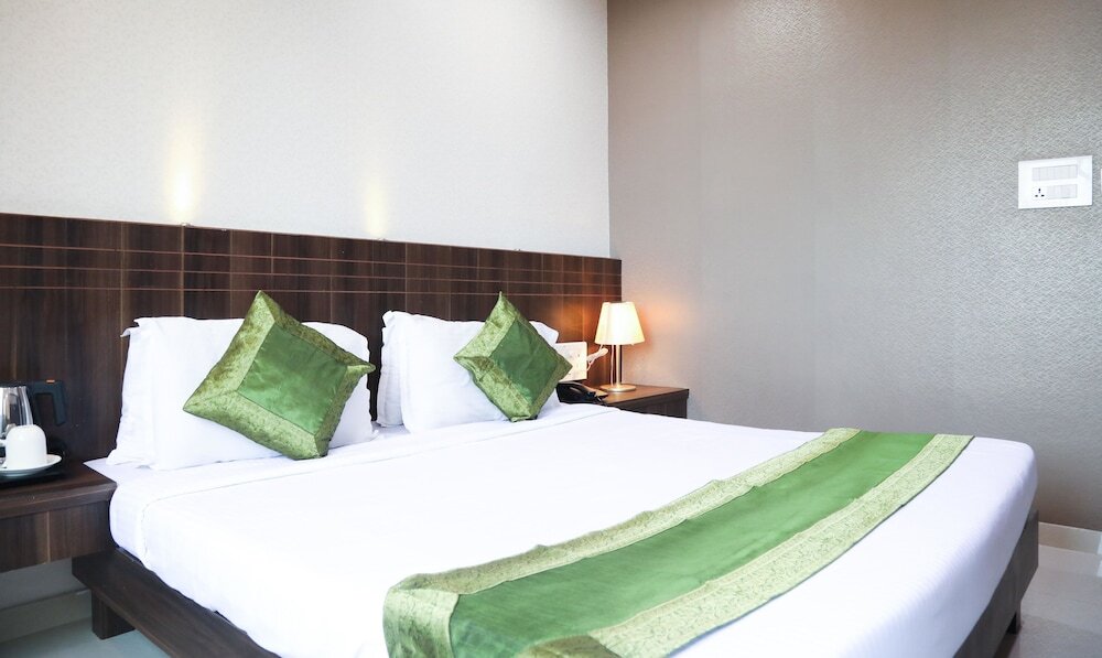 Нагпур: Treebo Flora Inn