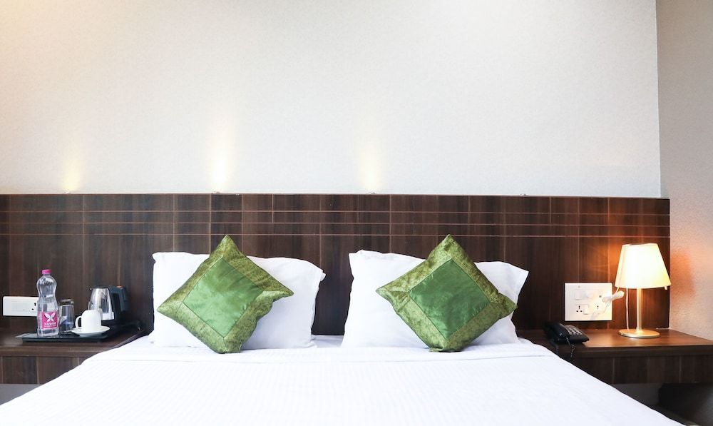 Нагпур: Treebo Flora Inn