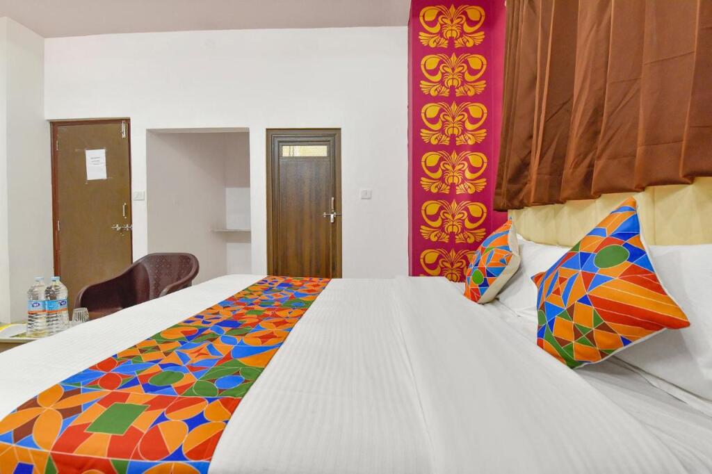 Удаипур: Fabexpress Shree Thakur- 700 Meter Away From Railway Station