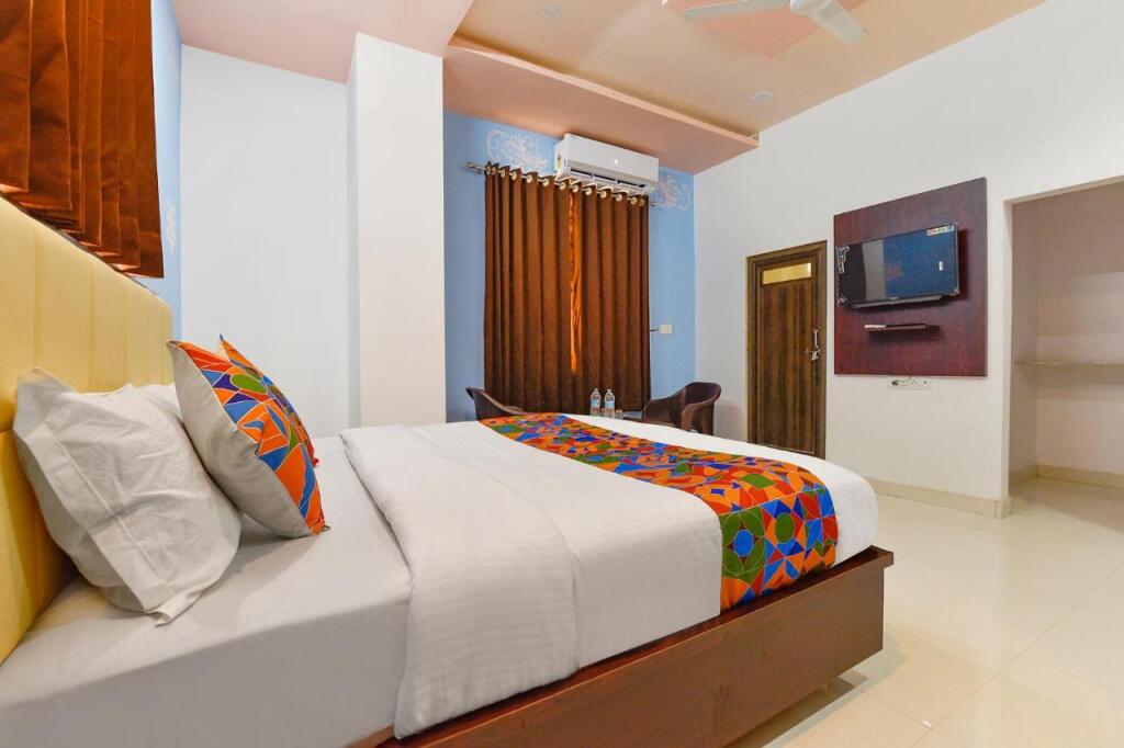 Удаипур: Fabexpress Shree Thakur- 700 Meter Away From Railway Station