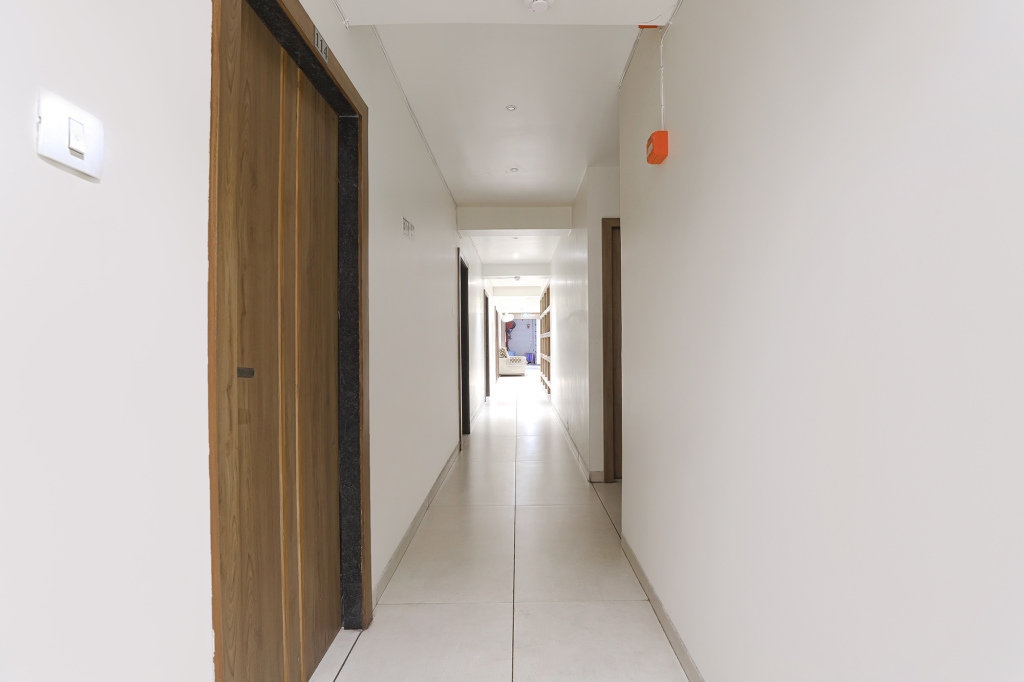 Ахмедабад: FabHotel Bharosa Inn
