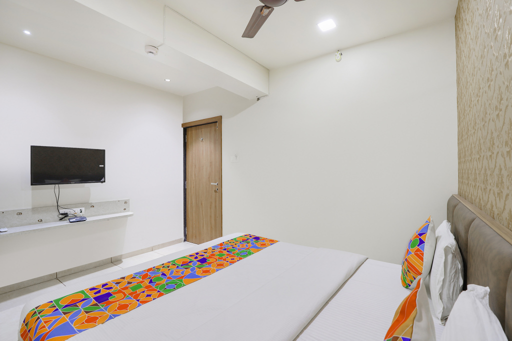 Ахмедабад: FabHotel Bharosa Inn