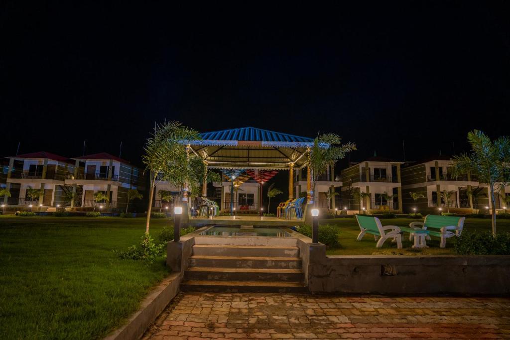 Сазан: The Comfort Gir Resort
