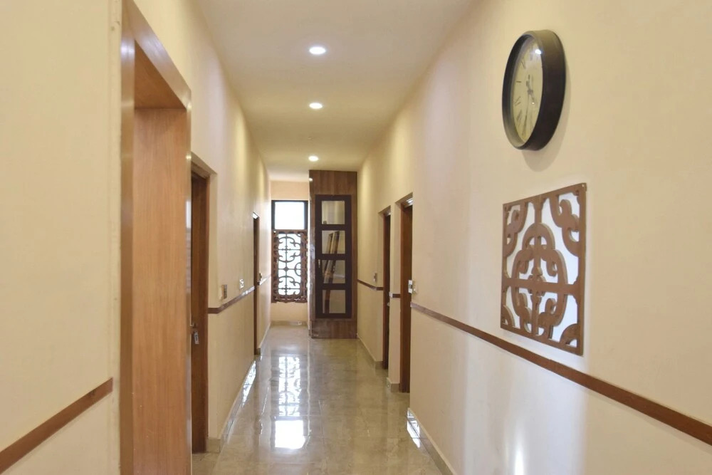 Джамму: Oyo 11567 Hotel Shivalik Hills