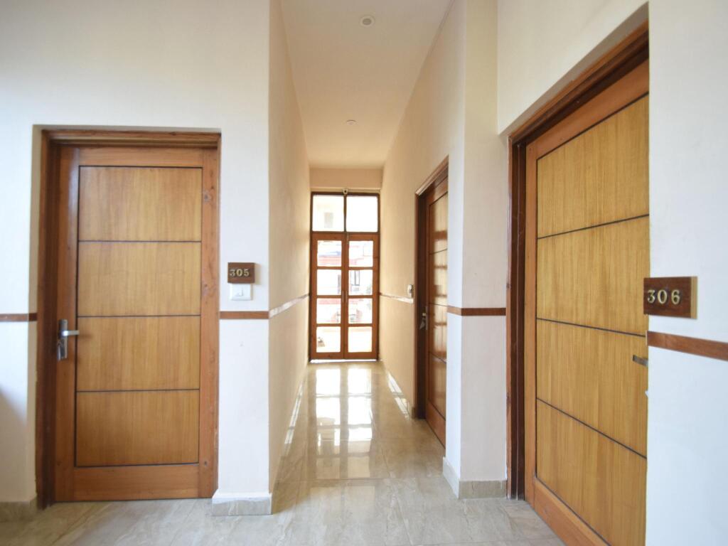 Джамму: Capital O 11567 Hotel Shivalik Hills
