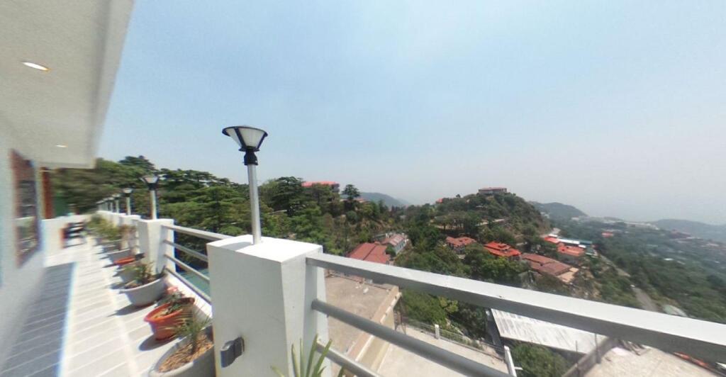 Массури: Shivalik Hills Mussoorie