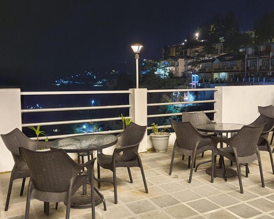 Массури: Shivalik Hills Mussoorie