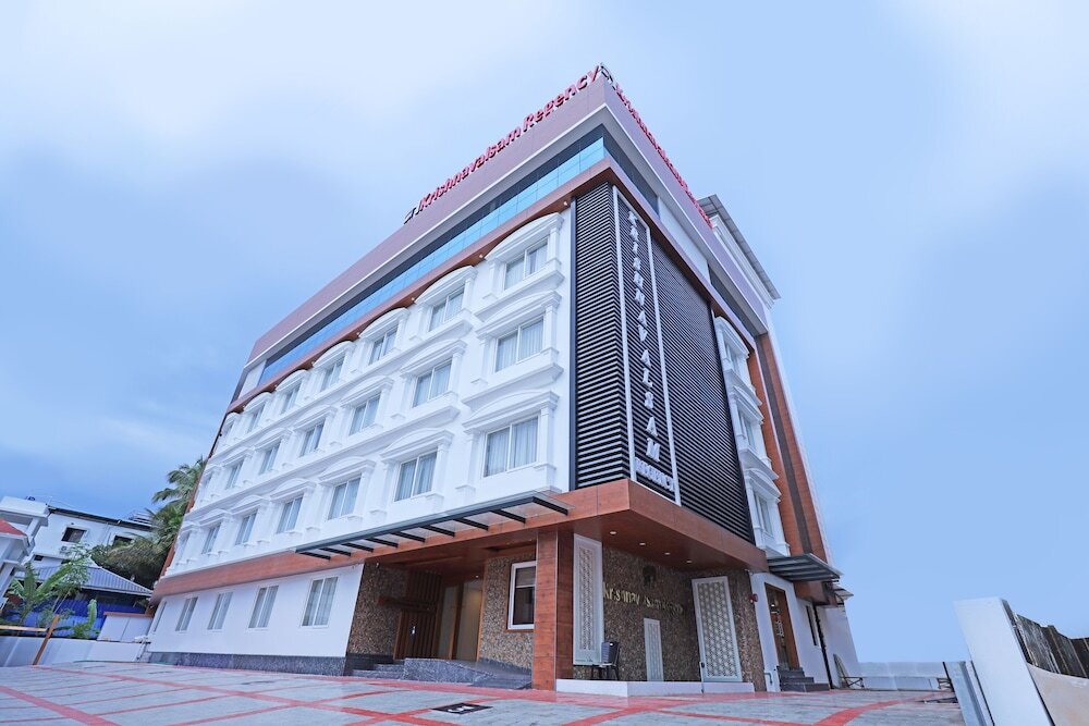 Гуруваюр: Krishnavalsam Regency