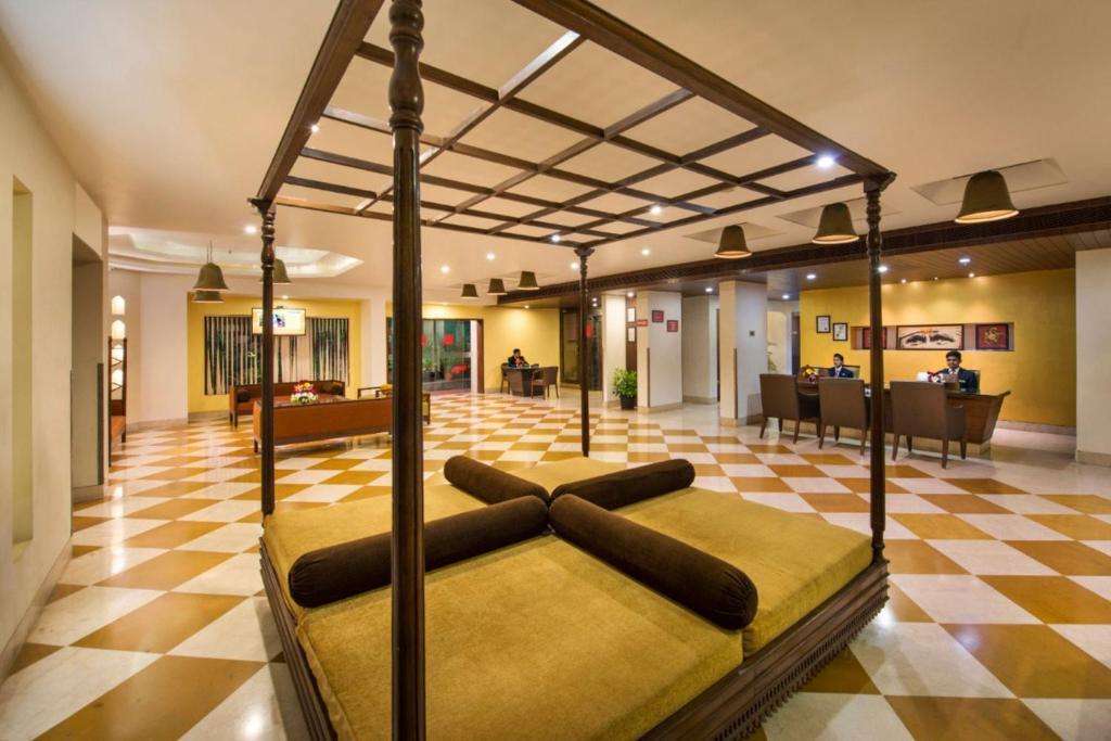 Ширди: Hotel Abigail Goradia's