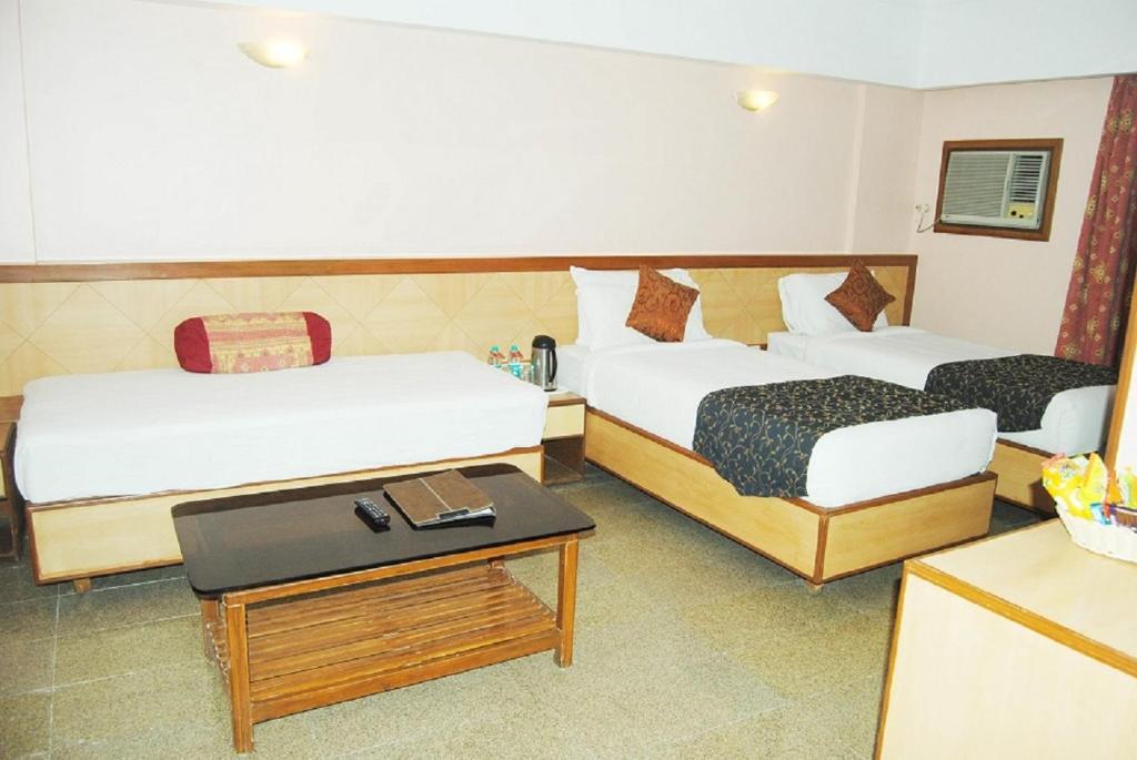 Ширди: Hotel Abigail Goradia's