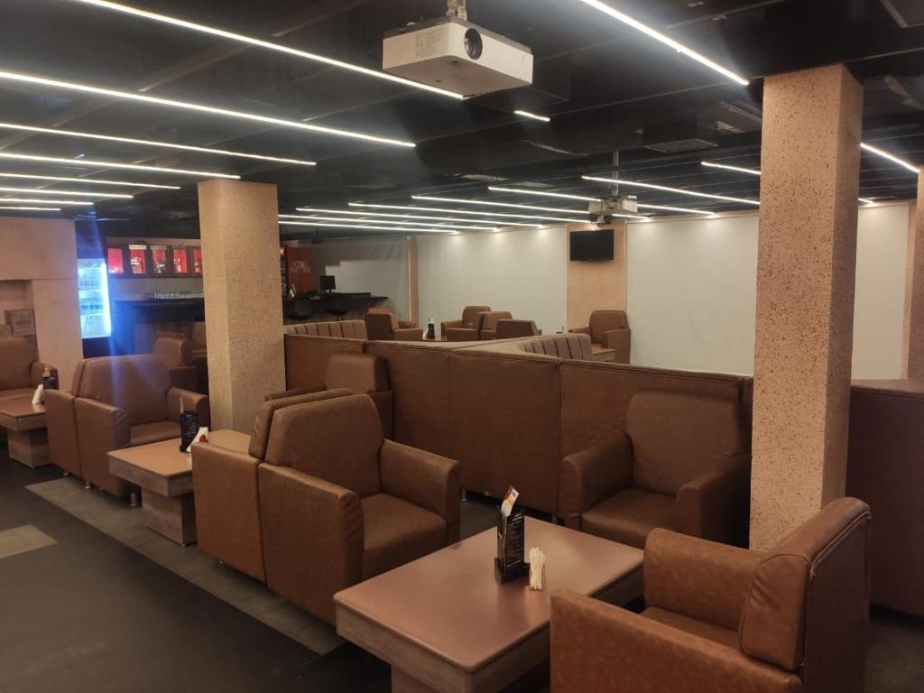 Веллор: Zip By Spree Hotels Surabi International Vellore
