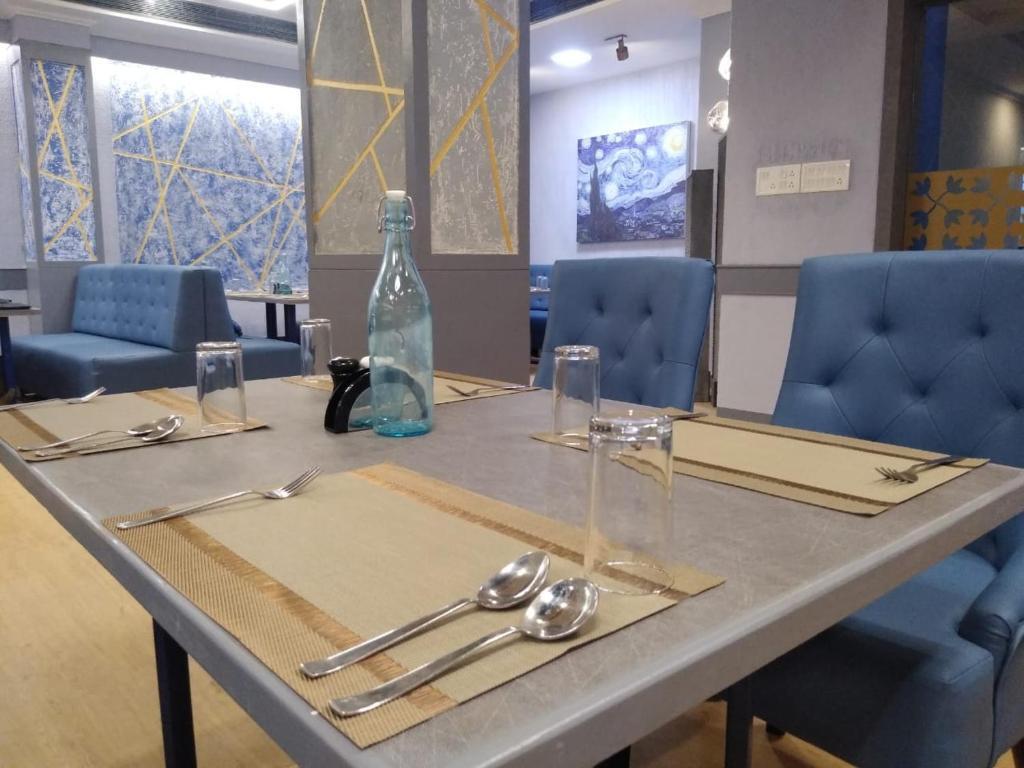 Веллор: Zip By Spree Hotels Surabi International Vellore