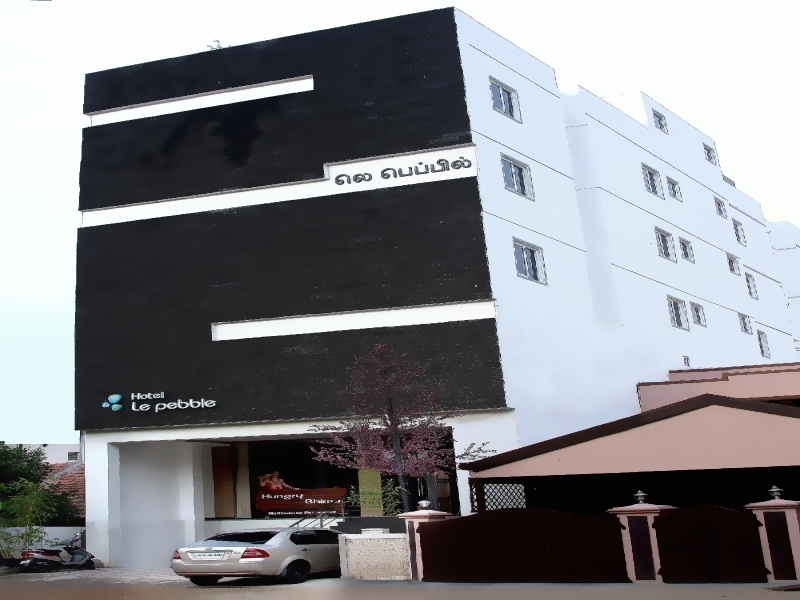 Соманур: ZiP By Spree Hotels Le Pebble