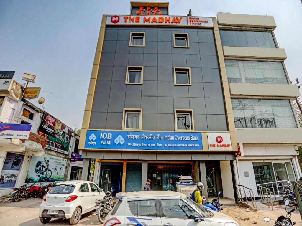 Нойда: Hotel Noida Grand 58