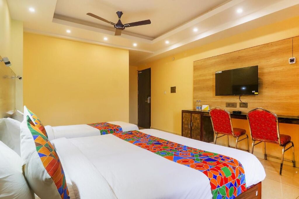Виджаявада: Fabhotel Surya Grand I