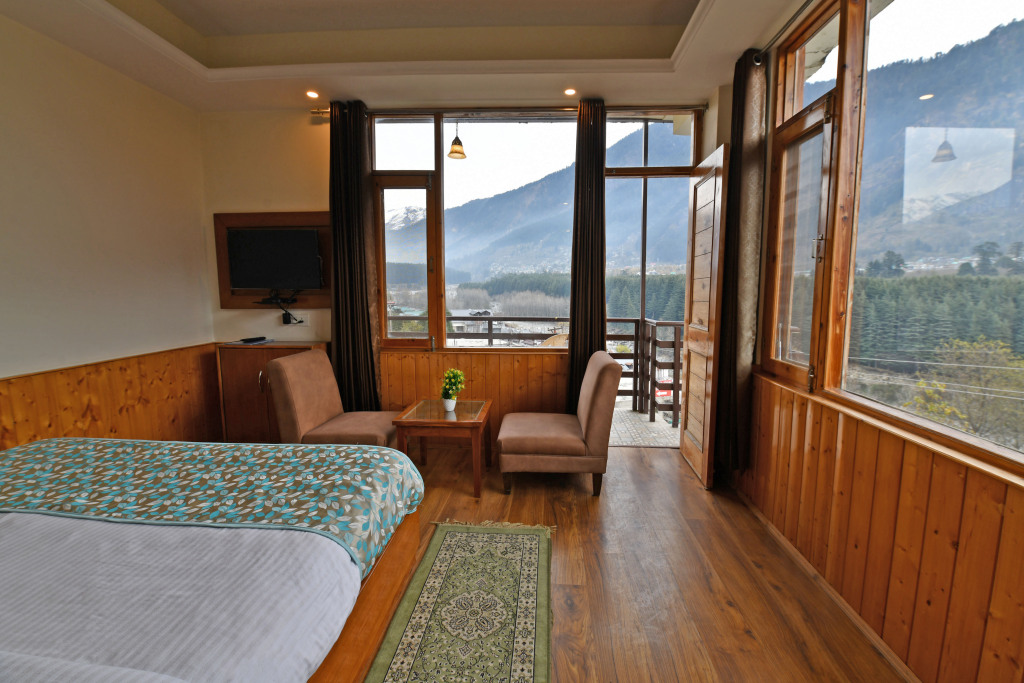 Манали: Lotus Inn Rohtang View