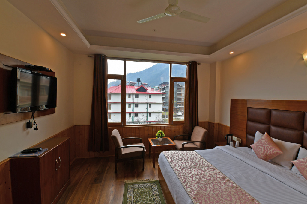 Манали: Lotus Inn Rohtang View