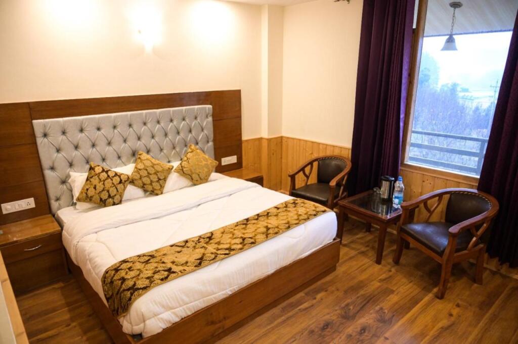 Манали: Lotus Inn Rohtang View