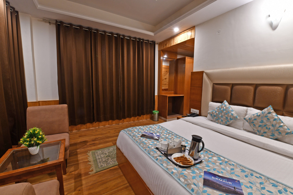 Манали: Lotus Inn Rohtang View